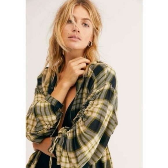 We The Free Plaid Pacific Dawn Frayed Top EUC! - Picture 3 of 6